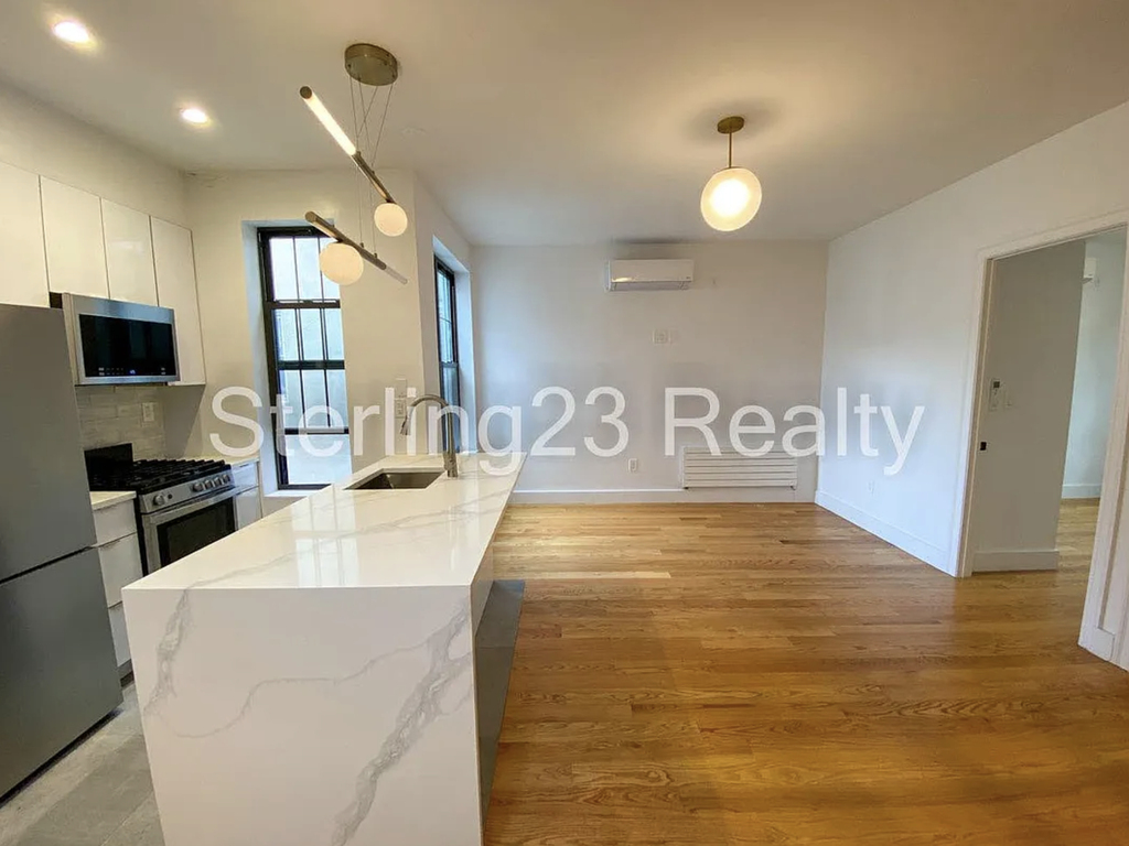22-62 28th Street - Photo 6