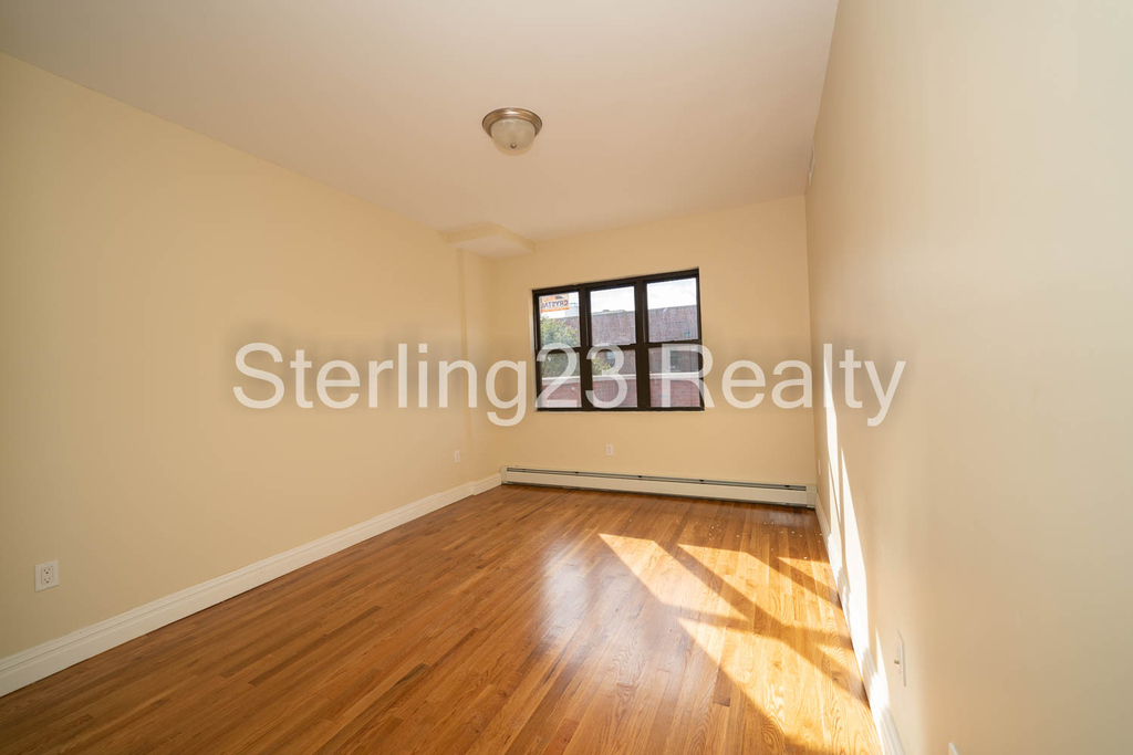 32-81 45th Street - Photo 5