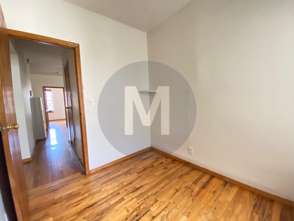 341 East 76th Street - Photo 6