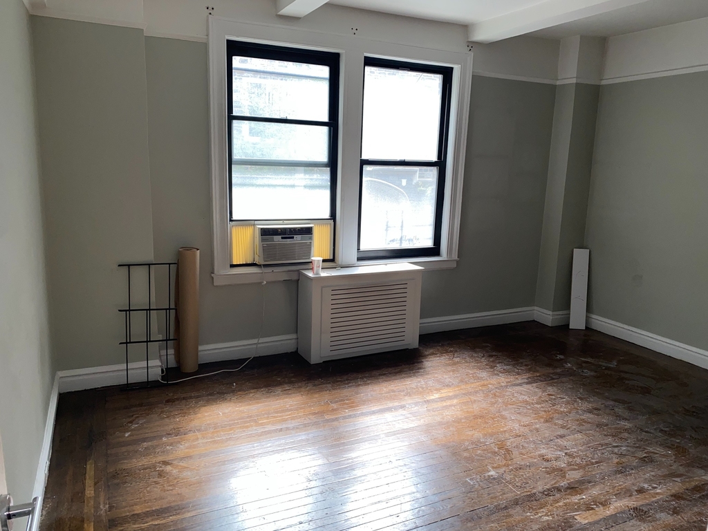 20 West 67th Street - Photo 9