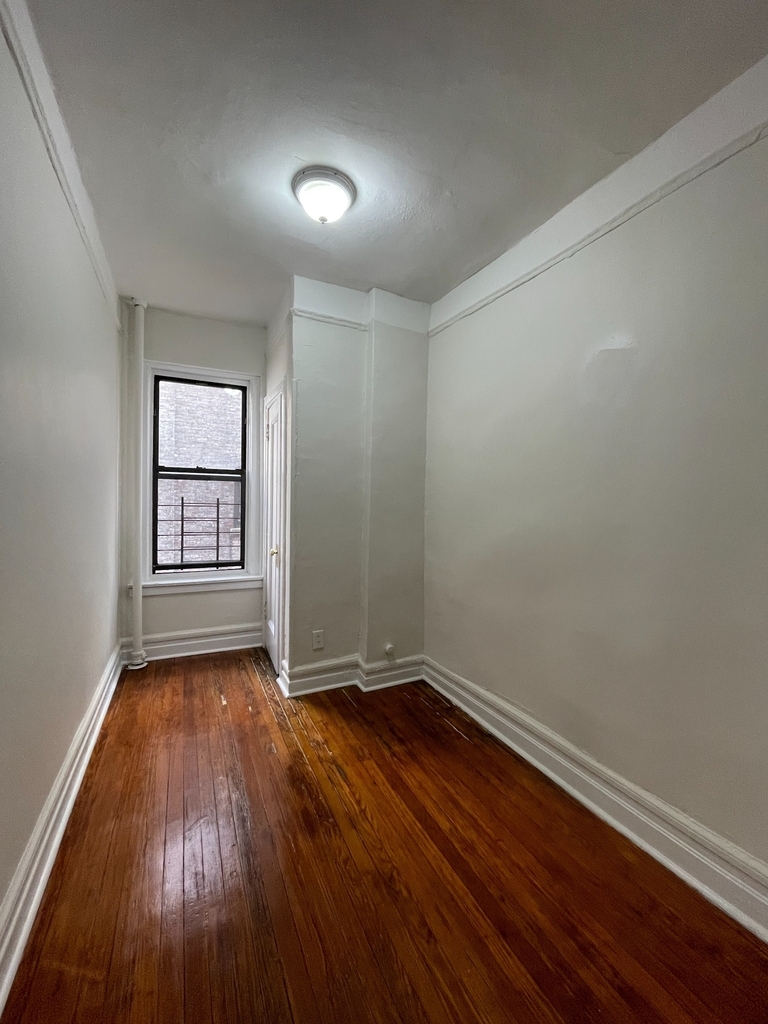 717 West 177th Street - Photo 5