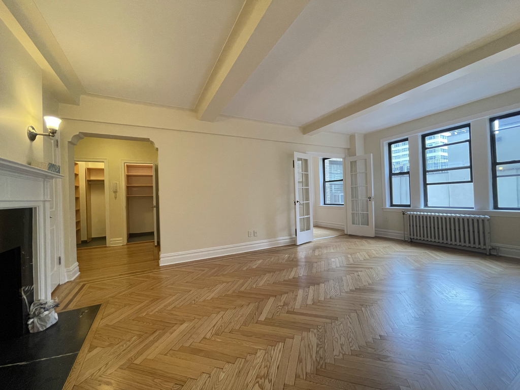 210 East 68th Street - Photo 4