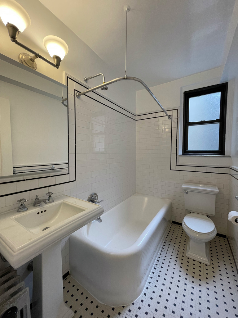 210 East 68th Street - Photo 5