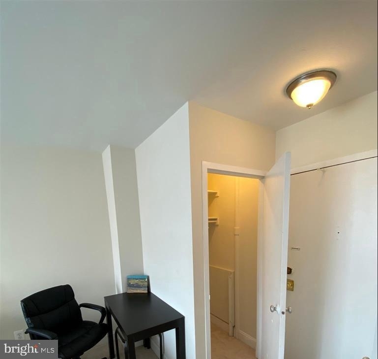 1121 Arlington Boulevard - Photo 2