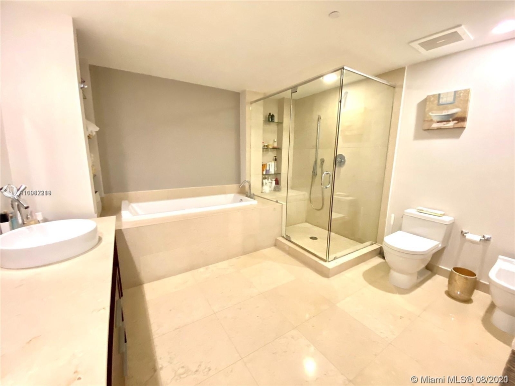 495 Brickell Ave - Photo 13