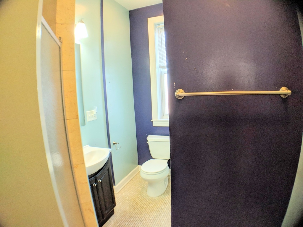 2856 North Hamlin Avenue - Photo 7