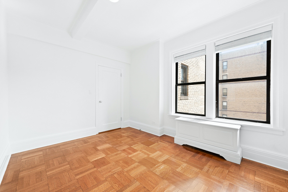 West 86th Street - Photo 9