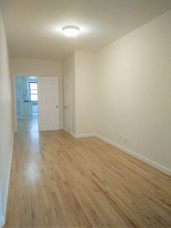 1631 2nd Avenue - Photo 3