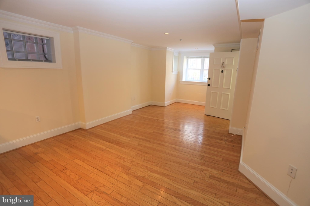 1427 21st Street Nw - Photo 17