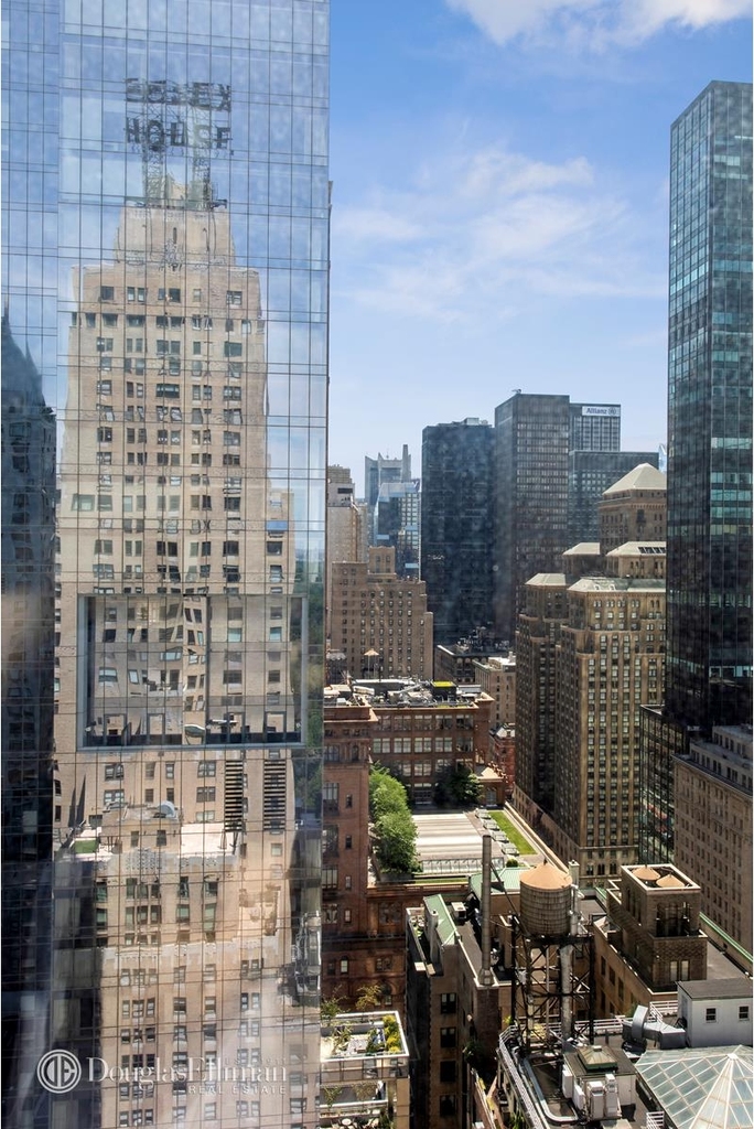 160 Central Park South - Photo 4