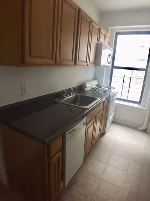 870 West 181st Street - Photo 16