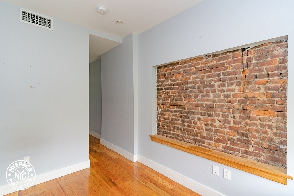 934 Lafayette Avenue - Photo 6