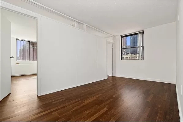 184 Lexington Avenue - Photo 3