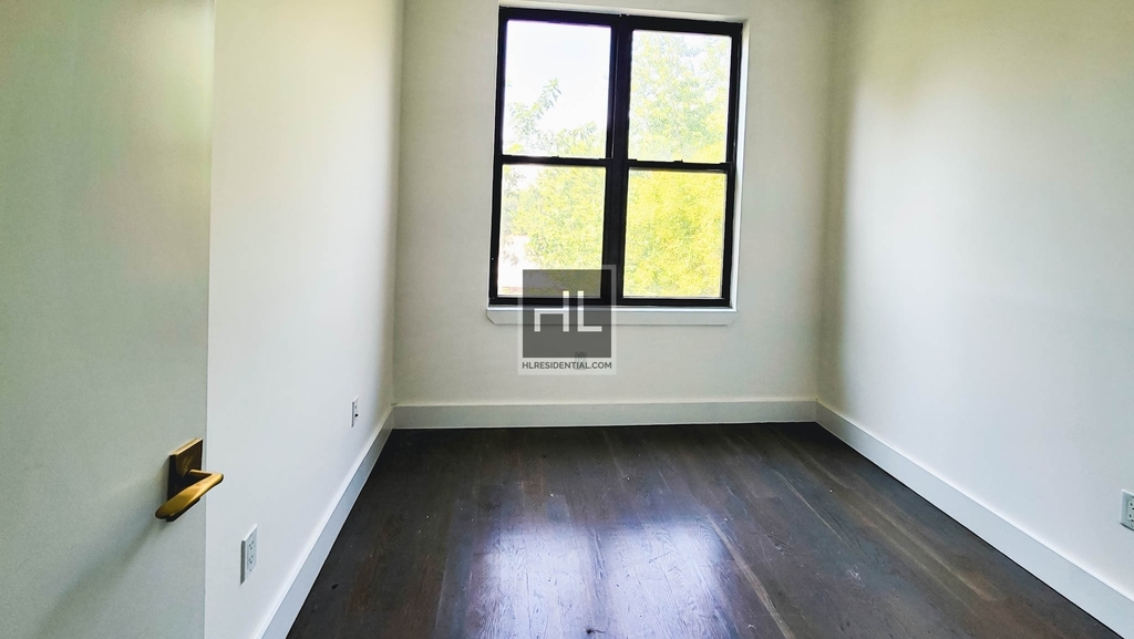 162 Stuyvesant Avenue - Photo 21