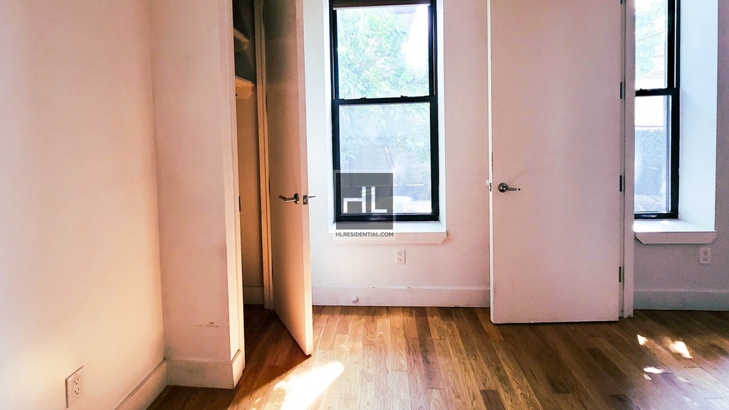 474 Lafayette Avenue - Photo 9