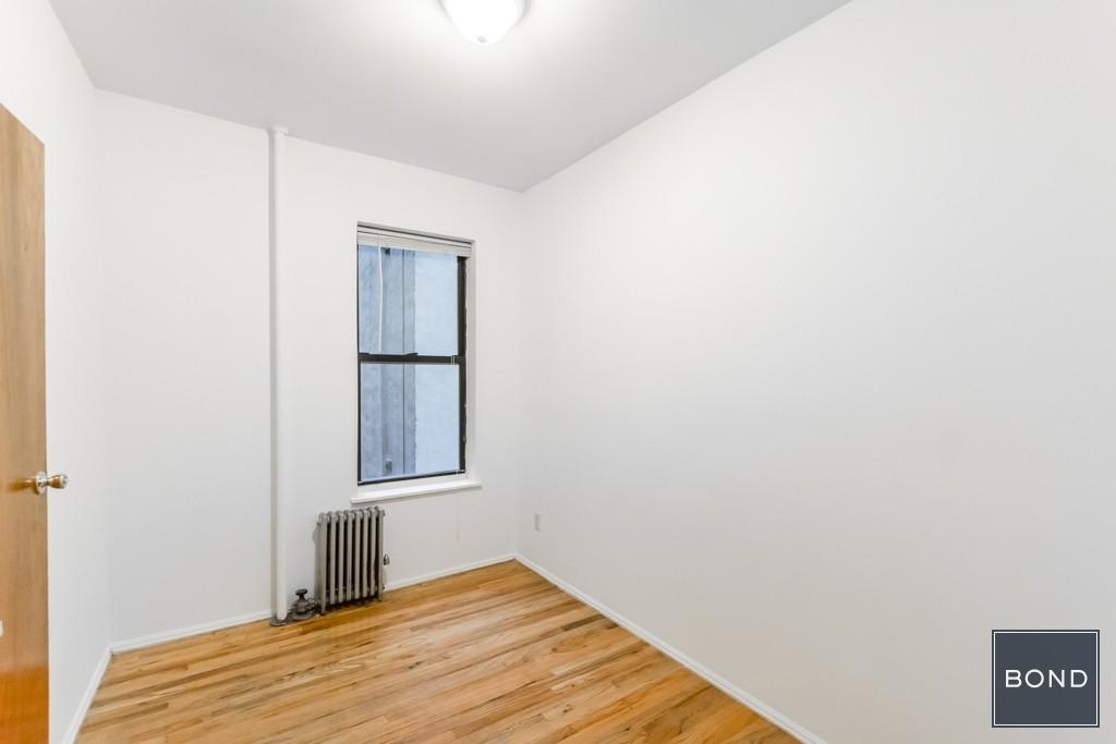 411 East 70th Street - Photo 3