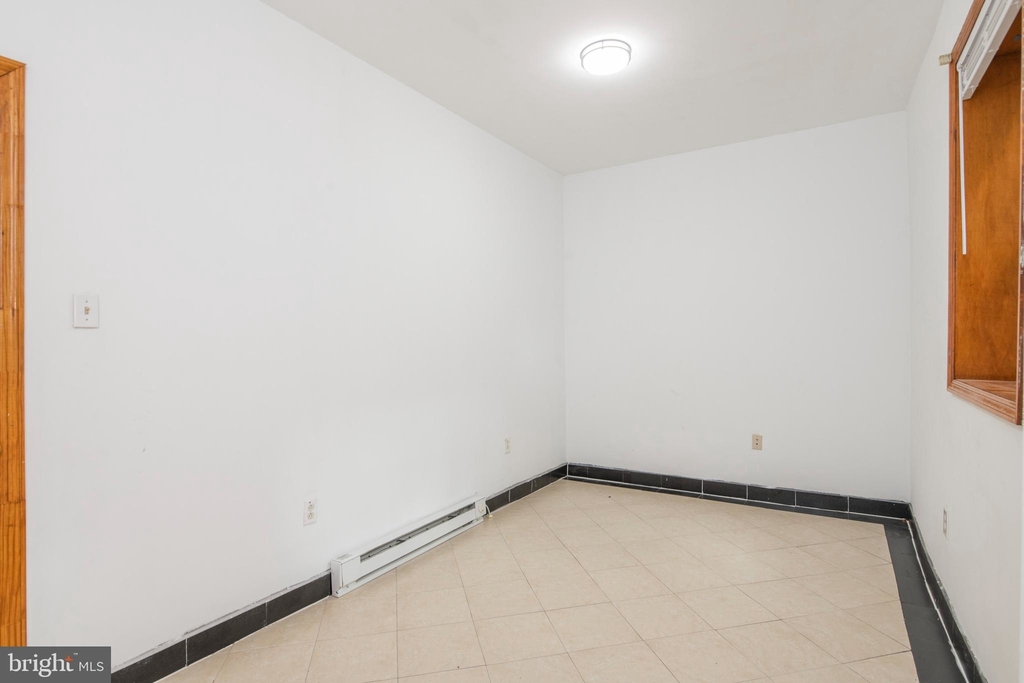 1330 W Girard Avenue - Photo 16