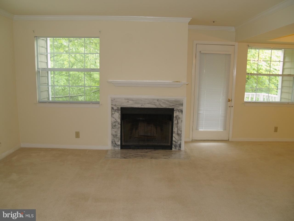 5708 Chapman Mill Dr #210 - Photo 1