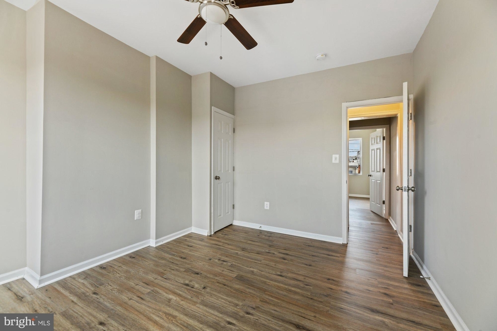 1203 Sargeant Street - Photo 12