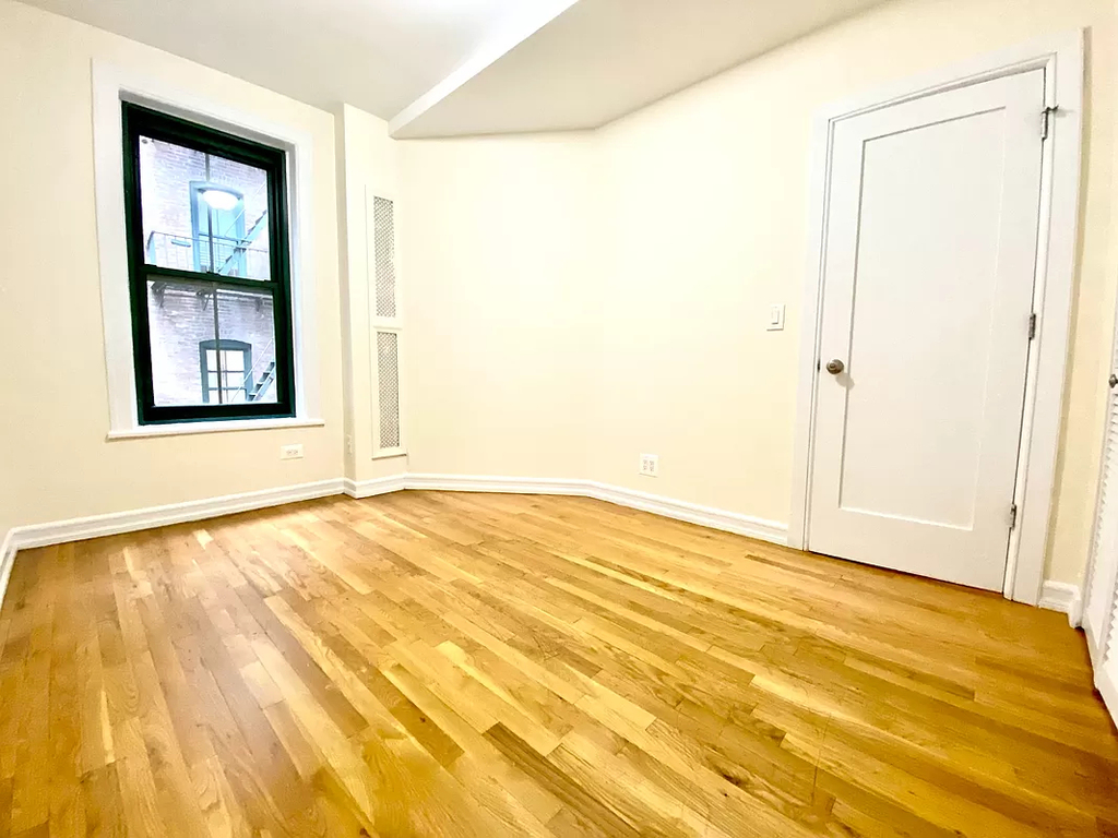 515 East 78th Street - Photo 3