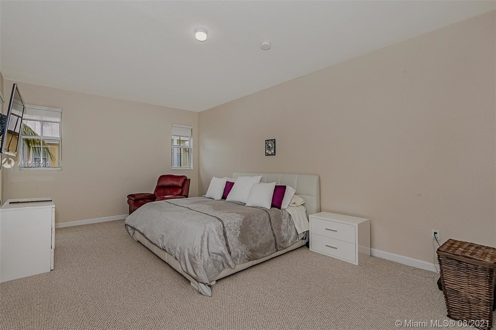 7470 Nw 115th Ct - Photo 11