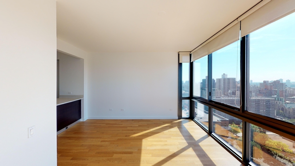 808 Columbus Avenue - Photo 9