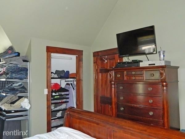 55 Beach St - Photo 14