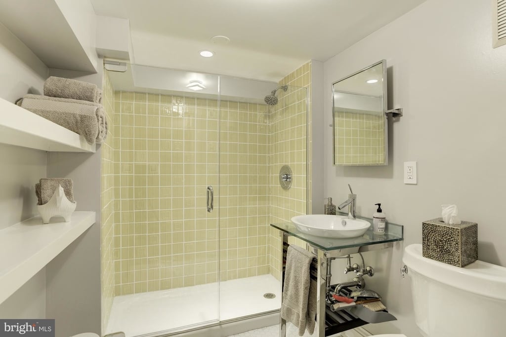 1420 35th Street Nw - Photo 17