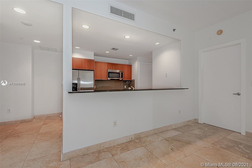 1050 Brickell Ave - Photo 6