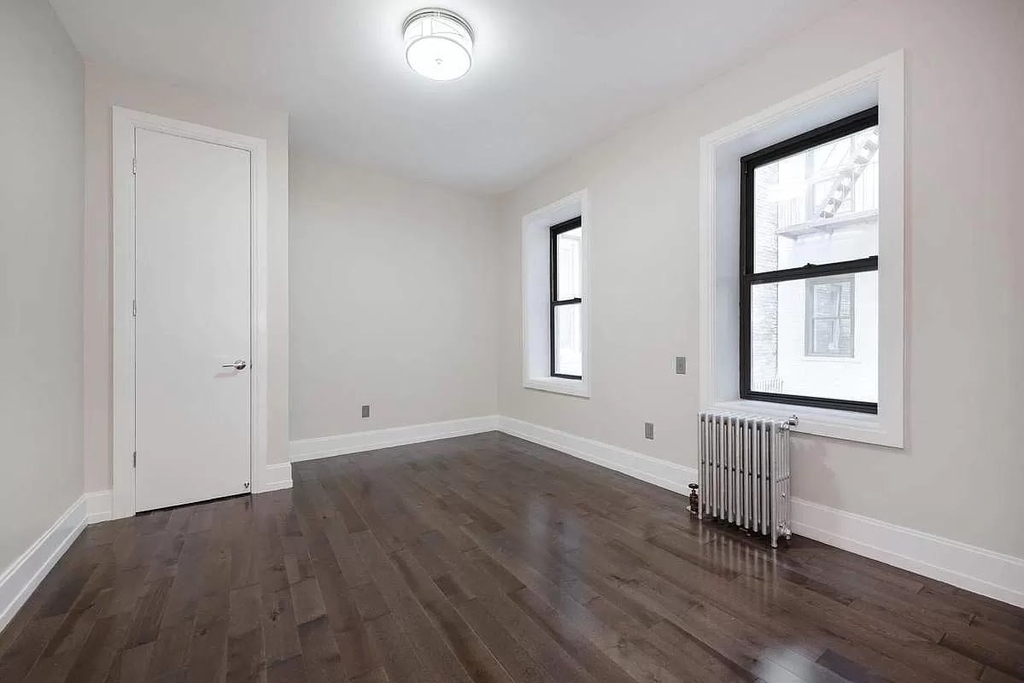 317 Lefferts Avenue - Photo 1