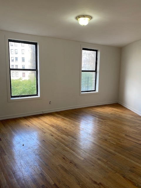 600 West 157th Street - Photo 4