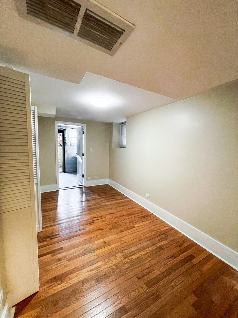 2242 North Halsted Street - Photo 6