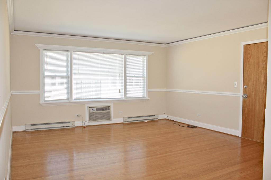 5029 North East River Road - Photo 1