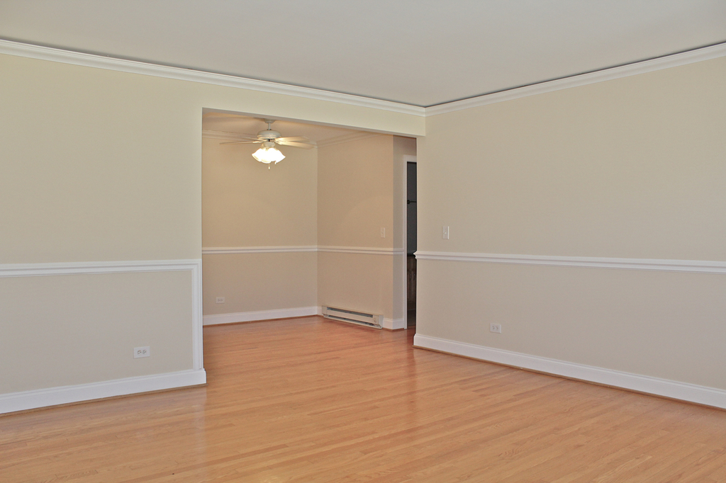 5029 North East River Road - Photo 3