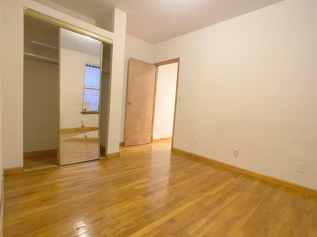 338 East 92nd Street - Photo 4