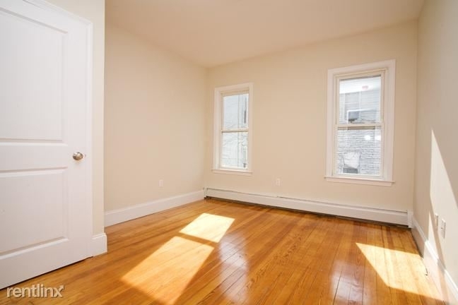 12 Parker Hill Ave Apt 1 - Photo 8