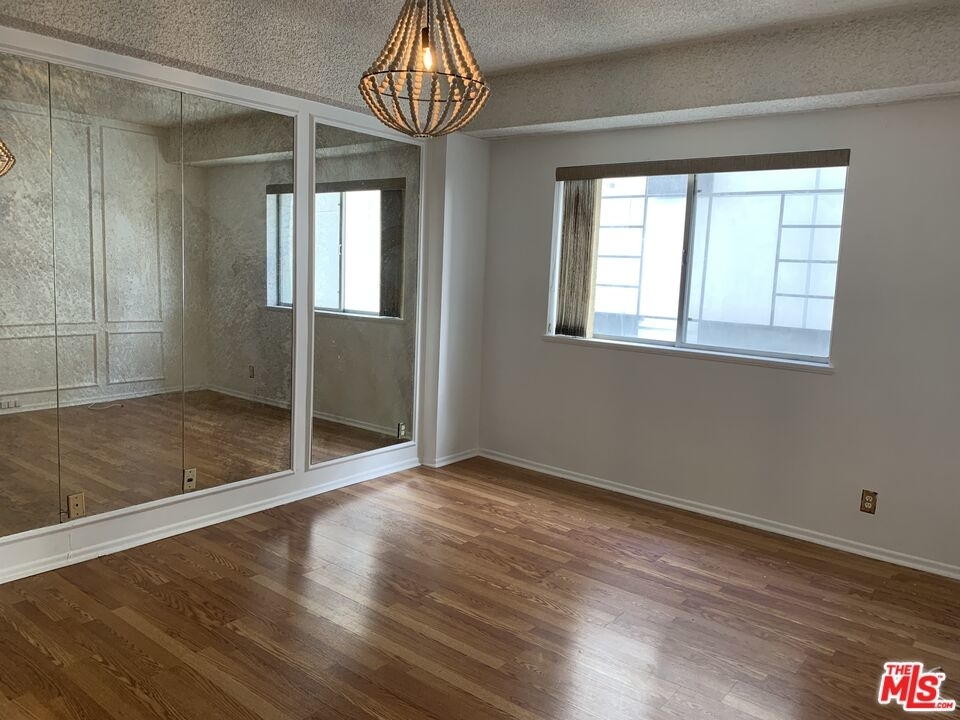 10787 Wilshire Blvd - Photo 5