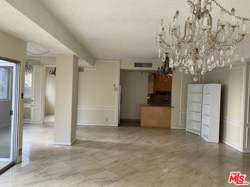 10787 Wilshire Blvd - Photo 1