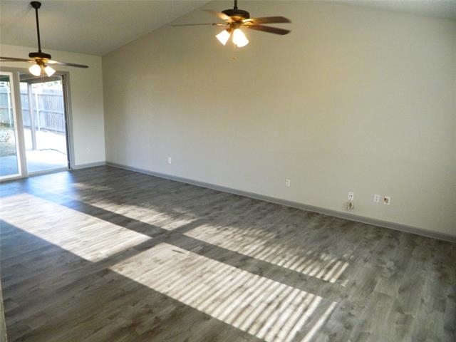 7401 Farm Field Court - Photo 2