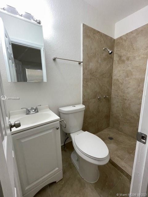 1169 Nw 46th St - Photo 17