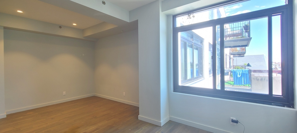 594 Bushwick Avenue - Photo 2