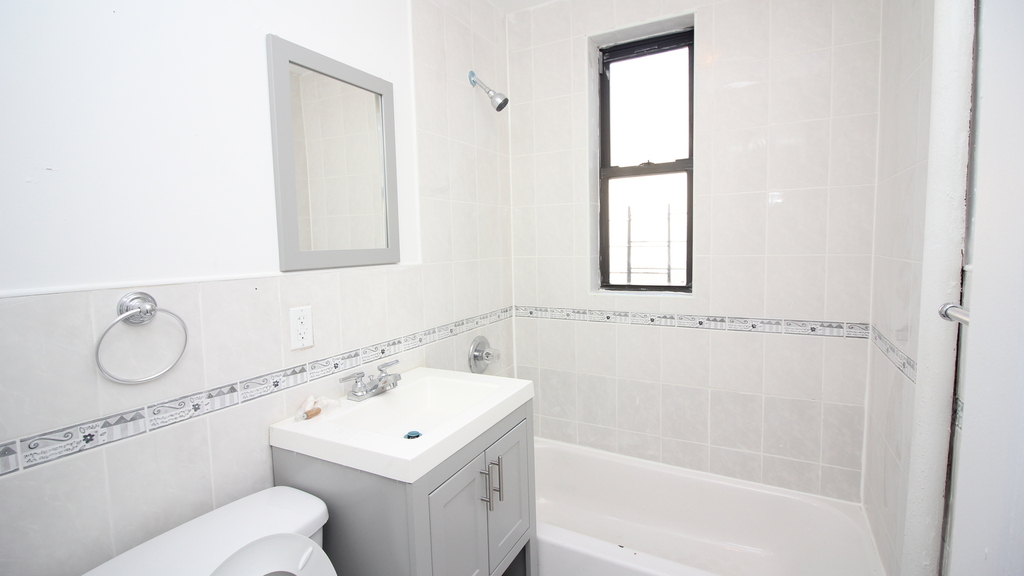 1633 Nostrand Avenue - Photo 8