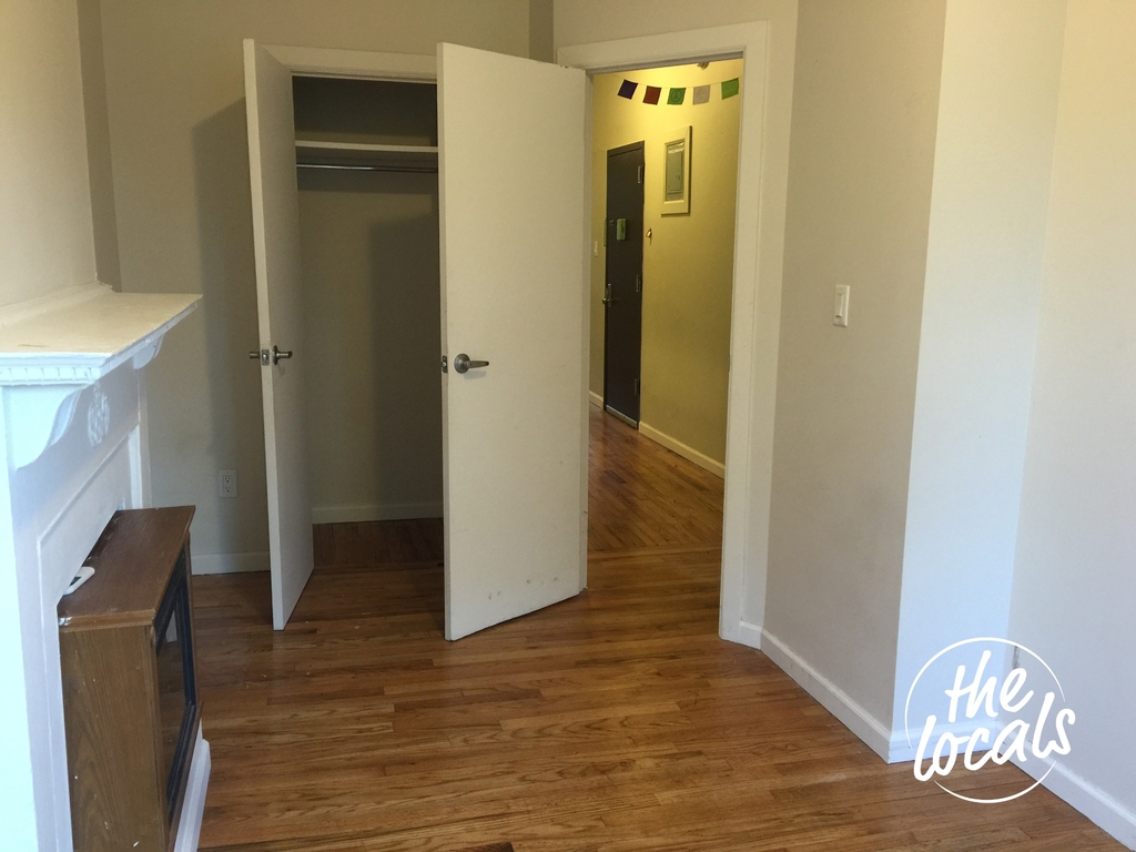 851 Lincoln Place - Photo 11