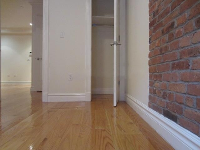 89 Clinton Street - Photo 3