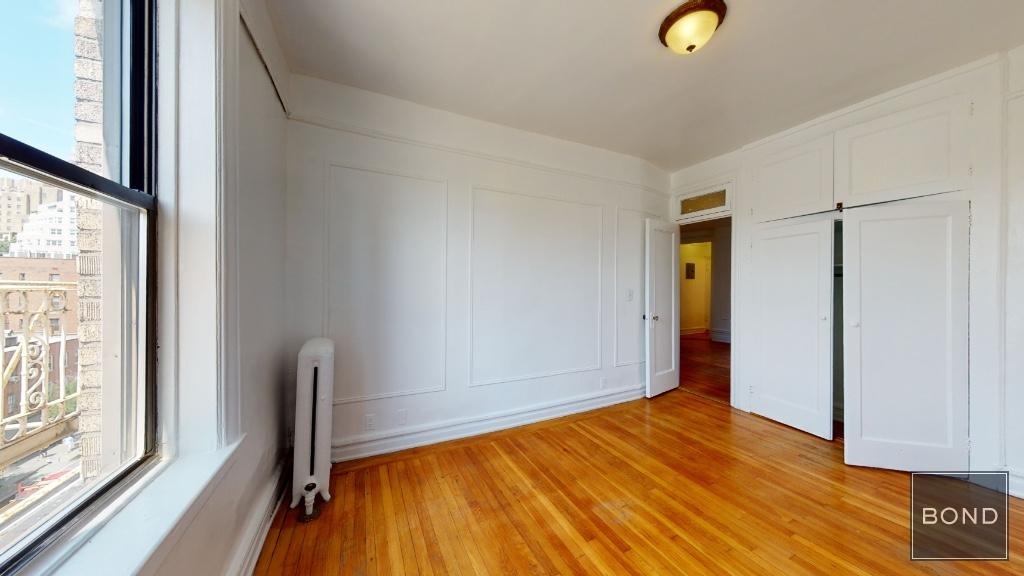 78 West 11th Street - Photo 4