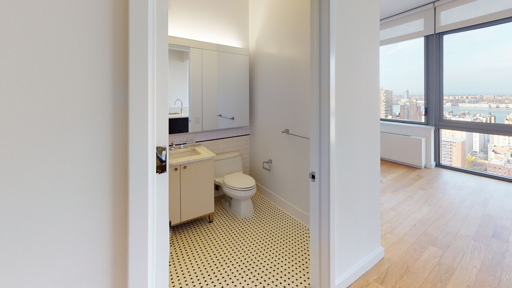 808 Columbus Avenue - Photo 8