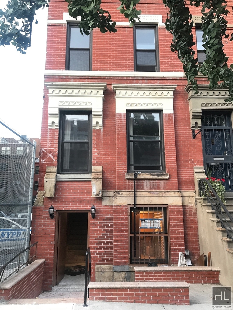 245 West 134 Street - Photo 7