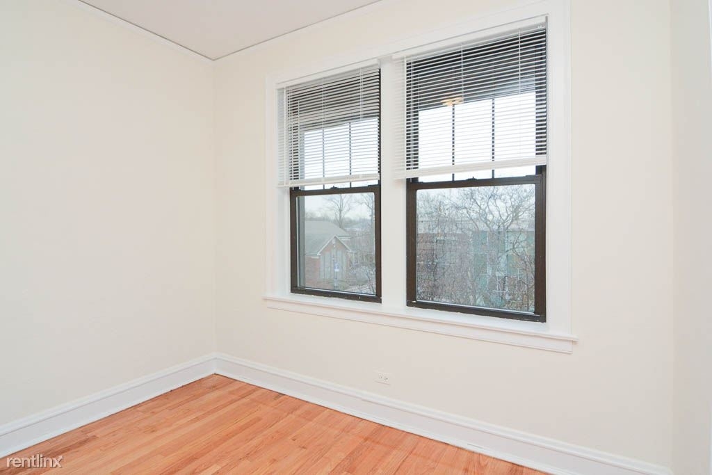 343 Park Ave, Unit 01 - Photo 5