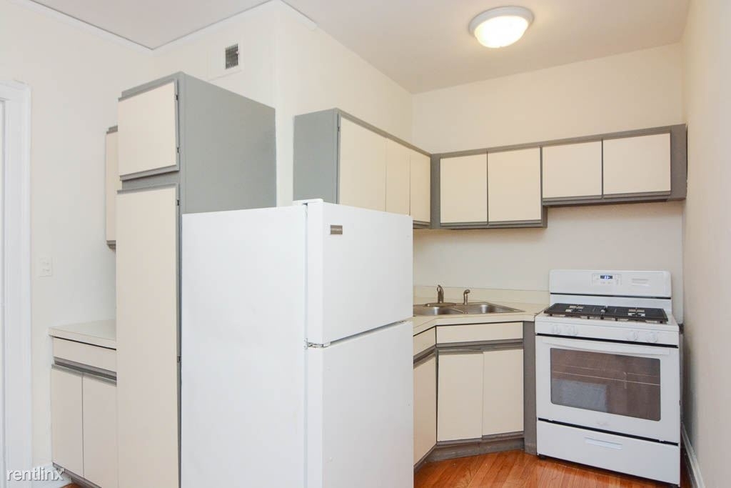 343 Park Ave, Unit 01 - Photo 1