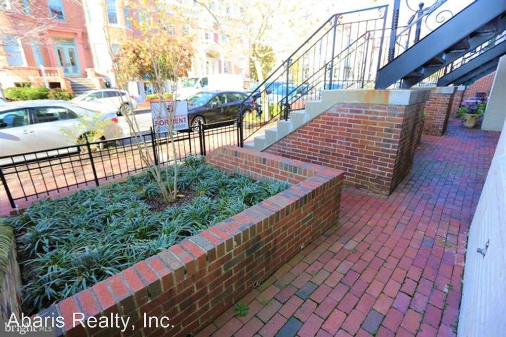 1427 21st Street, Nw #101 - Photo 0